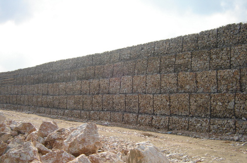 Accessoires pour gabions et clôtures